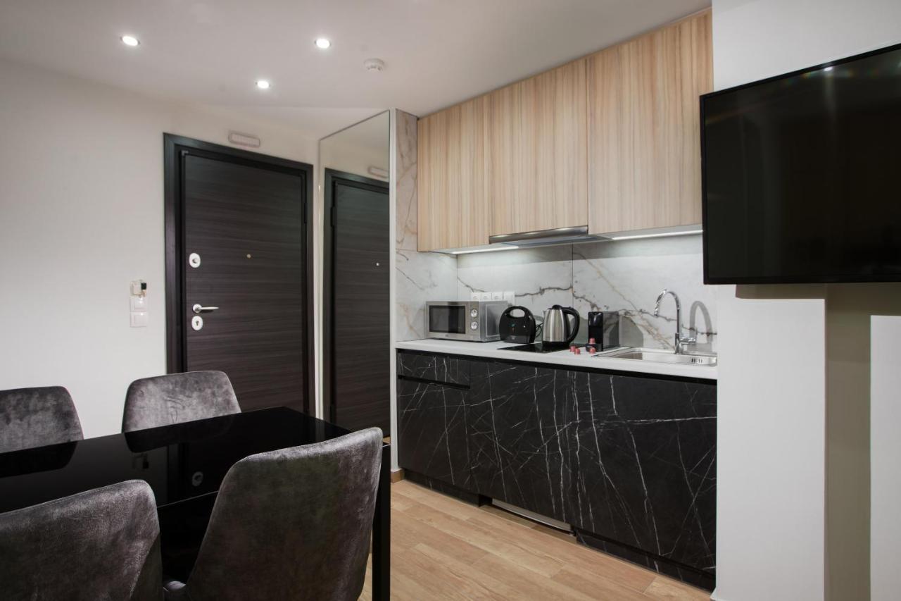 Xclusive Athens Suites Exterior photo